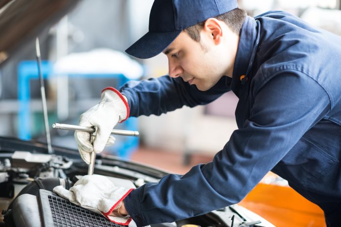 5 SIMPLE TRICKS TO AVOID MOT FAILURE